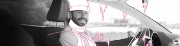 Nahaufnahme der Klimaanlagensteuerung in einem Auto – Tipps zur optimalen Nutzung und Wartung.