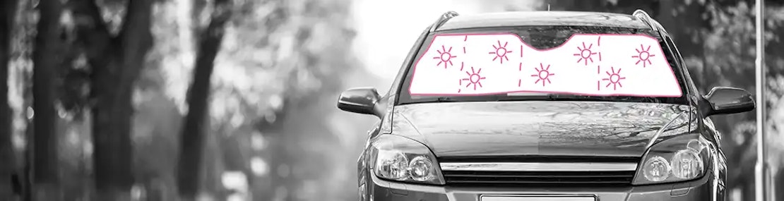 Auto auf dem Weg in den Sommerurlaub