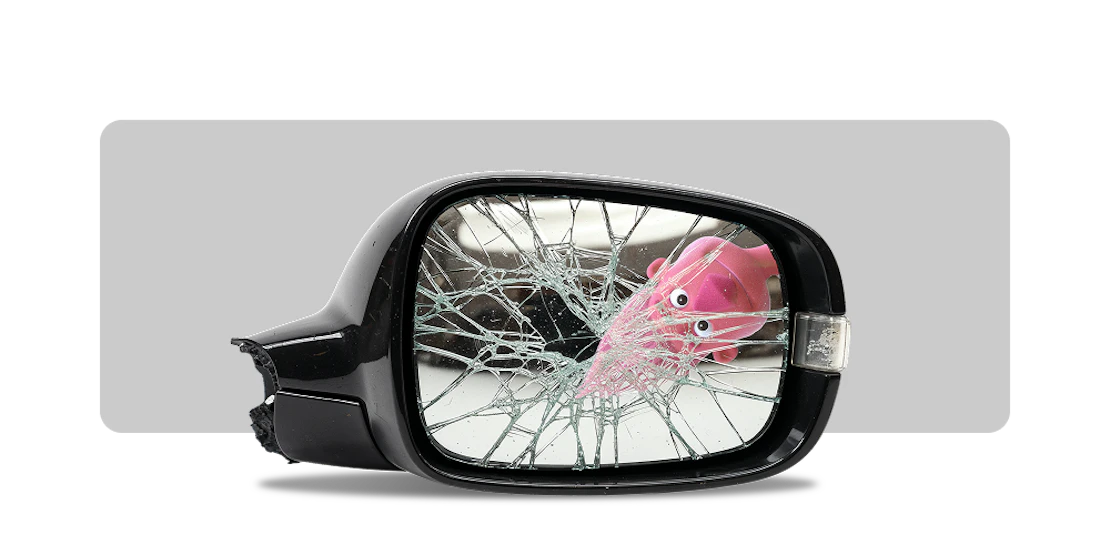 zerbrochener Autospiegel