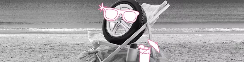 Sommerreifen liegt auf einer Liege am Strand mit Sonnenbrille und Cocktail