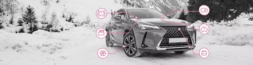 Auto steht im Schnee